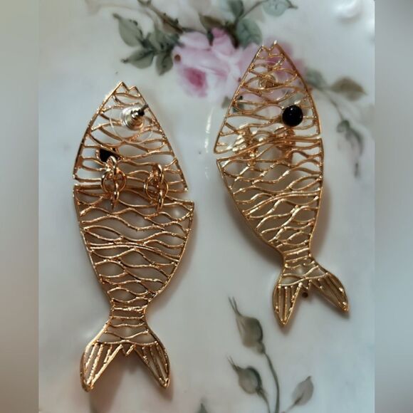 Fish dangle drop earrings A85 - Picture 4 of 6